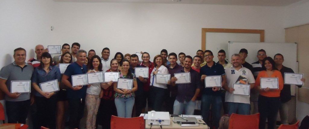 Turma do Curso Prático de Licitações da MJ Capacitações realizado em Fevereiro de 2015